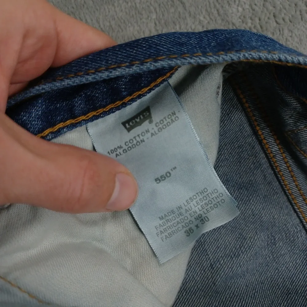 Levis 550 Jeans‎ Mens 36x30 Blue Denim Distressed Relaxed Fit Pockets Casual